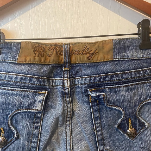 YMI Royalty patch Picket Blue Jeans - Picture 4 of 4